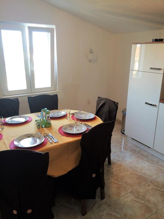 Apartments Lilly Žaborić Eksteriør billede